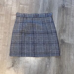 Classic Black and White Plaid Skirt
